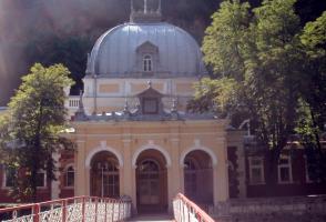 obr�zek: pict0071.jpg; rozli�en�: 294 � 200 px; velikost 13 kb;