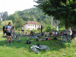 obr�zek: img_0056.jpg; rozli�en�: 266 � 200 px; velikost 15 kb;