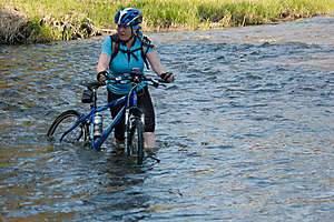 obr�zek: imgp3744.jpg; rozli�en�: 300 � 200 px; velikost 44 kb;